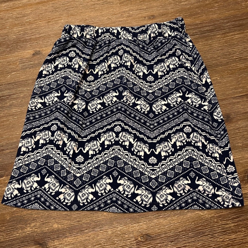 Derek Heart Women's Navy White Elephant Print A-Line Skirt Size Small
